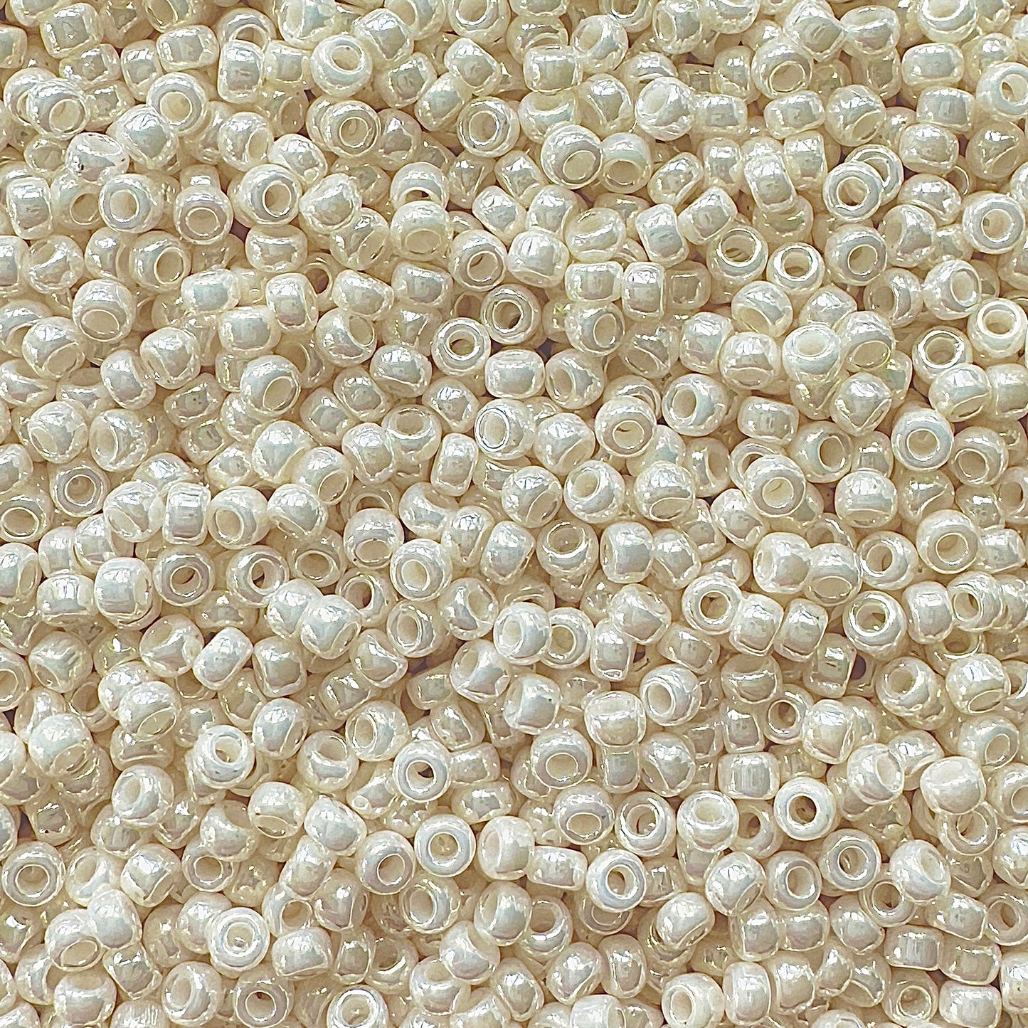 Miyuki 11-592 Opaque Ivory Luster