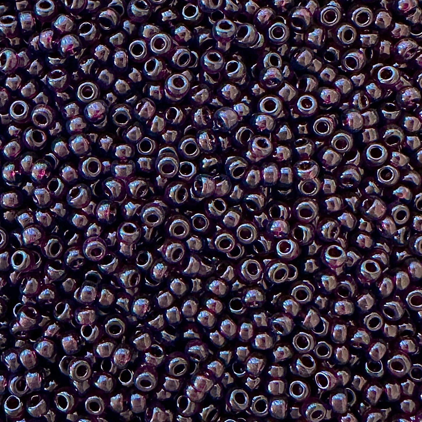 Miyuki 11 - 2402 Transparent Grape - The Bead Mix