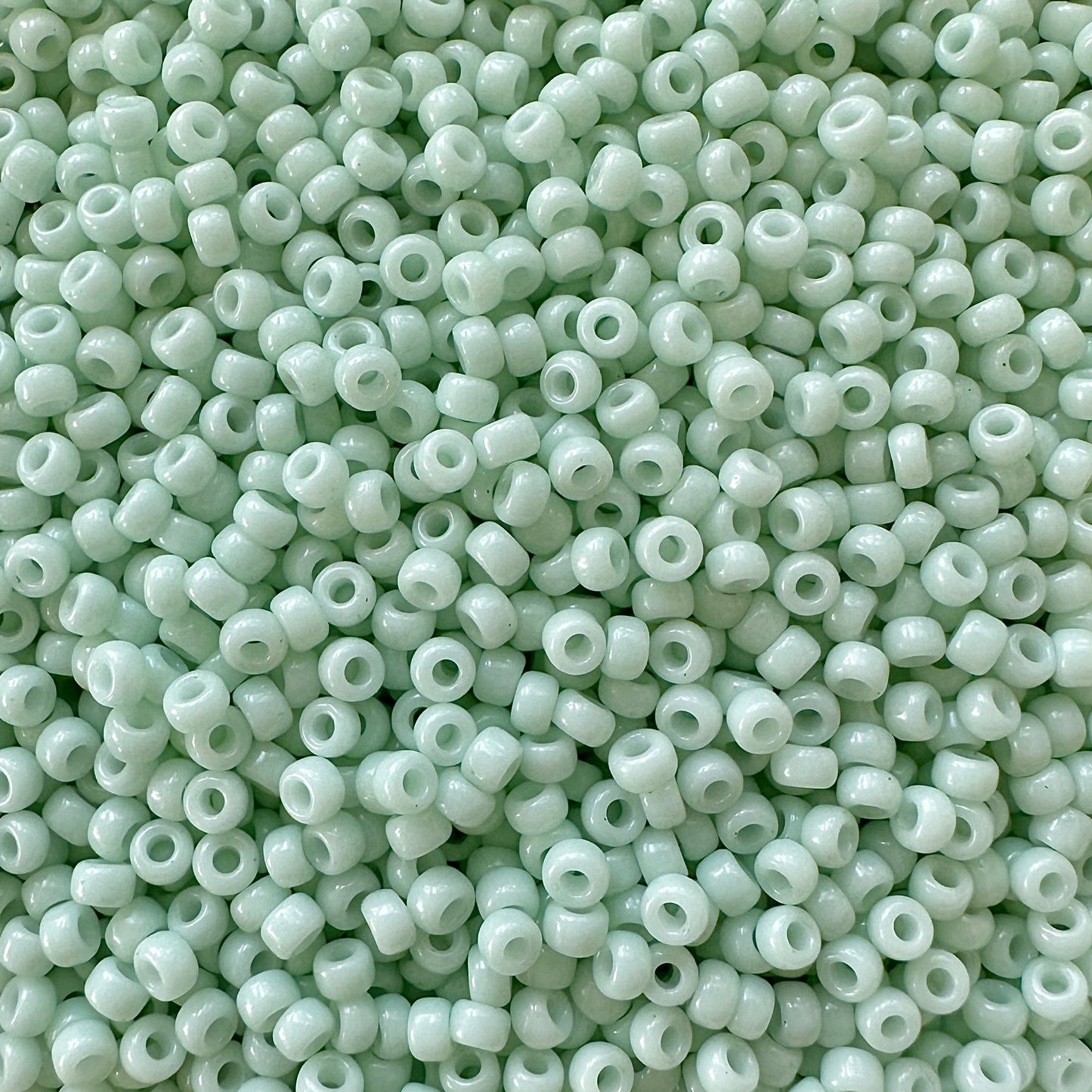 Miyuki 11 - 3318 Opaque Light Mint - The Bead Mix