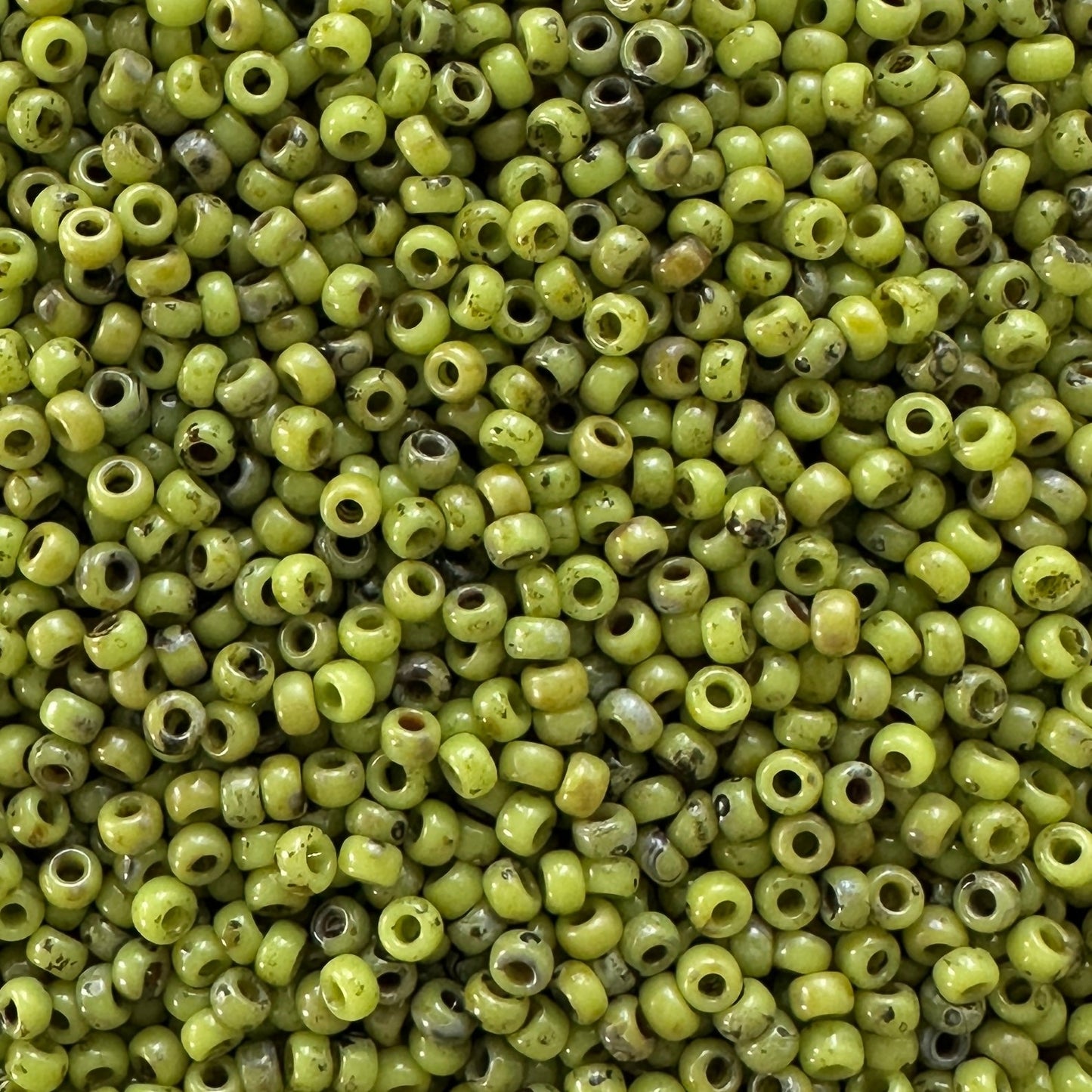 Miyuki 11 - 4515 Chartreuse Picasso - The Bead Mix