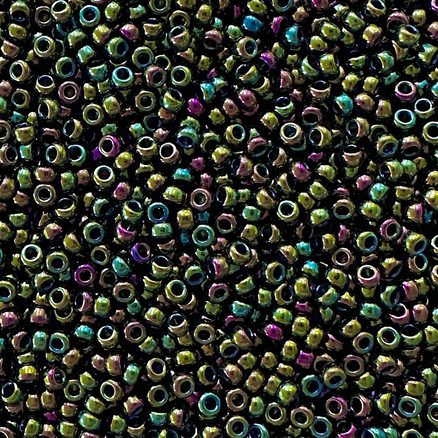Miyuki 11 - 453 Metallic Green Iris - The Bead Mix