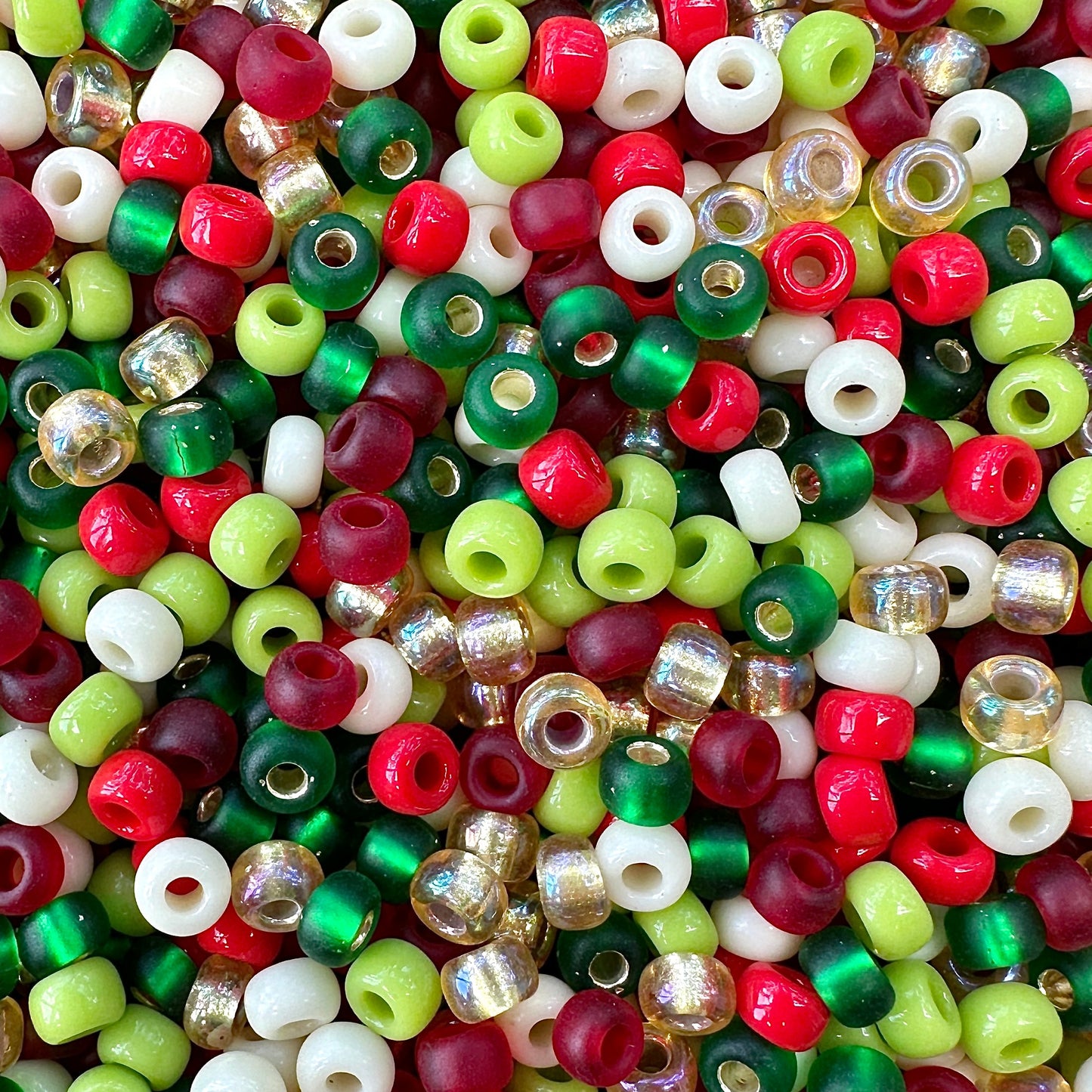 Christmas 6/0 Miyuki Seed Bead Mix - The Bead Mix