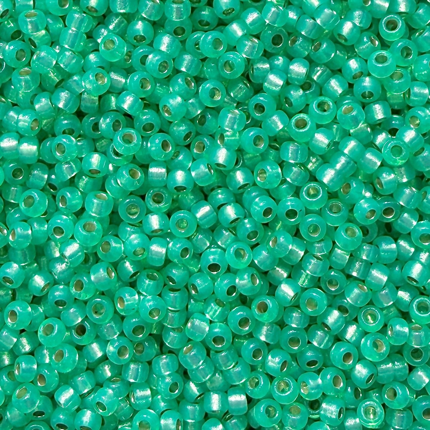 40g Miyuki 11 - 4240 Silver Lined Translucent Spearmint - The Bead Mix