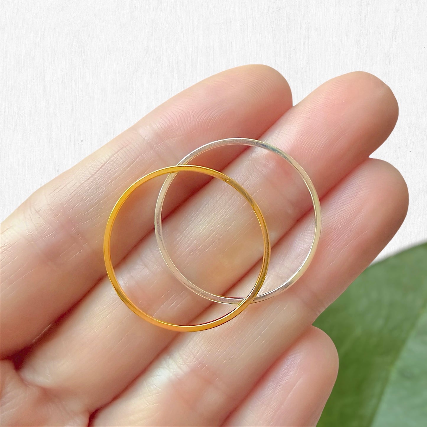 25mm Open Circle Beading Frames