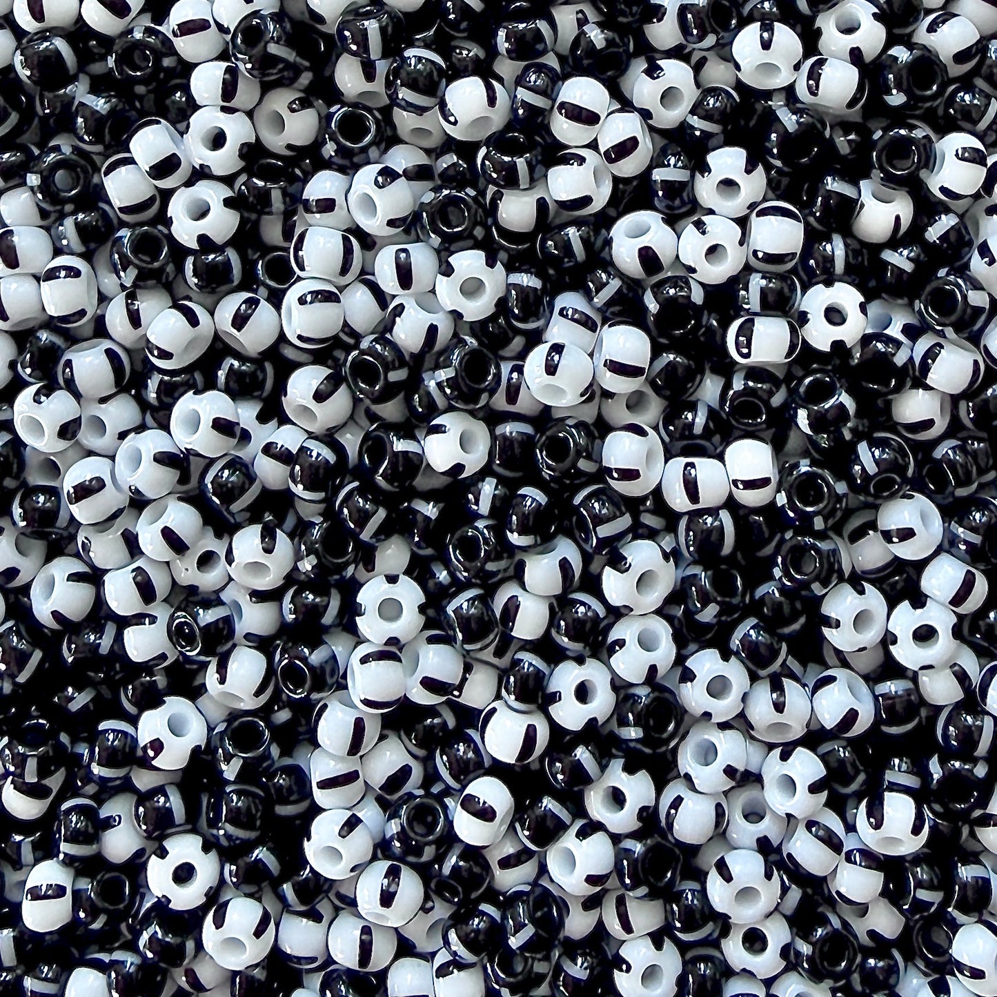 Black & White 6/0 Czech Striped Seed Bead Mix (100g) - The Bead Mix