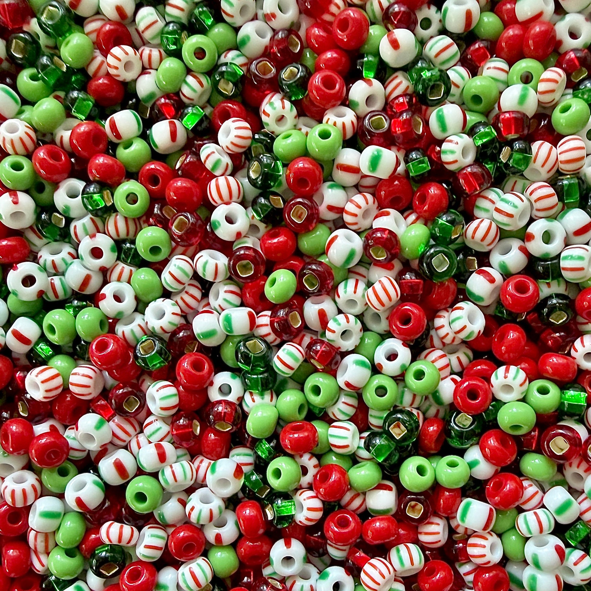 Christmas Cheer 6/0 Czech Seed Bead Mix - The Bead Mix