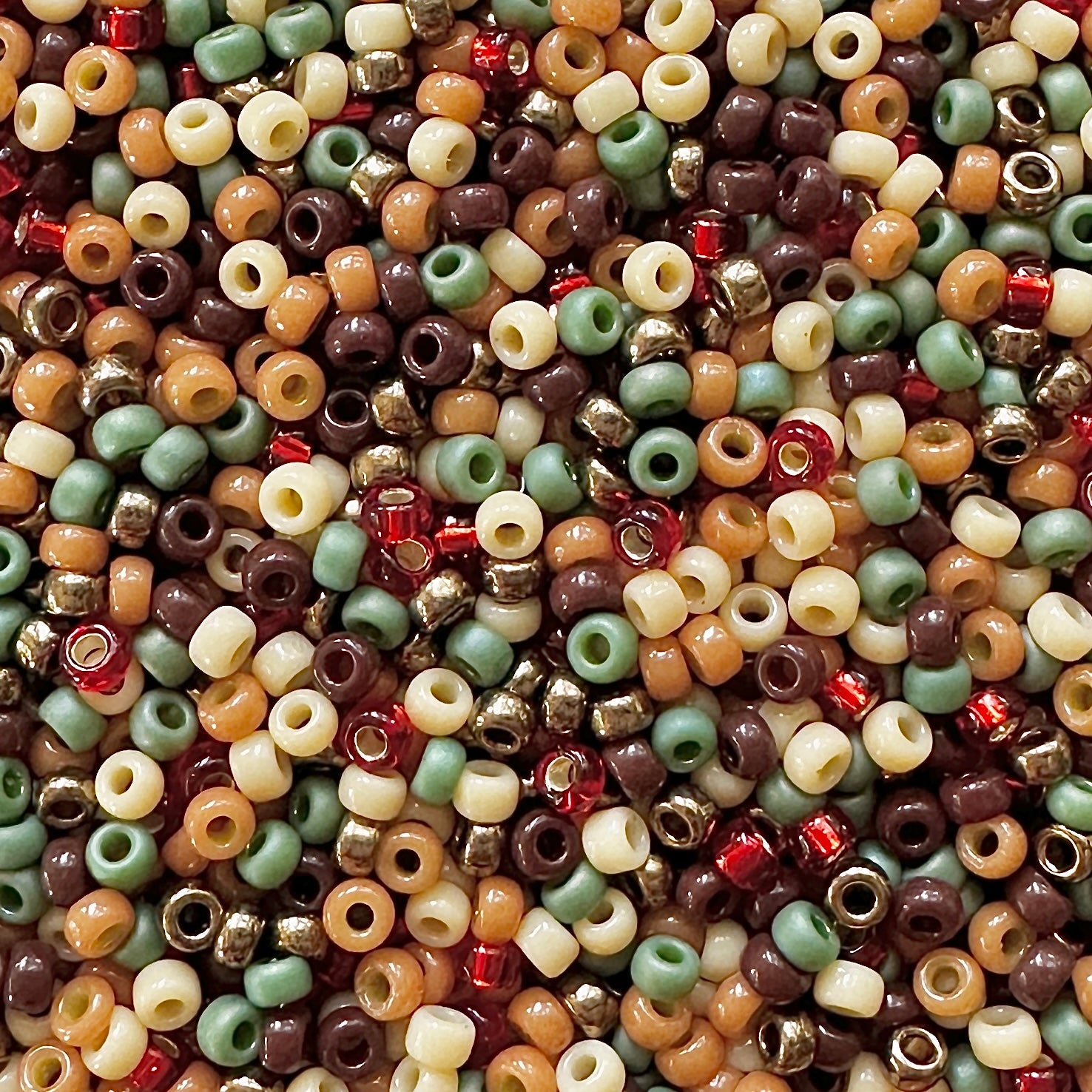 Christmas Sweater 11/0 Miyuki Seed Bead Mix - The Bead Mix