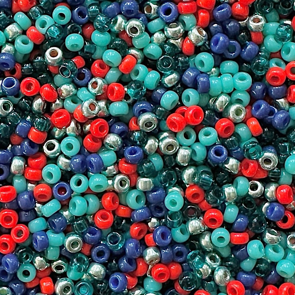 Coastal Christmas 11/0 Miyuki Seed Bead Mix - The Bead Mix