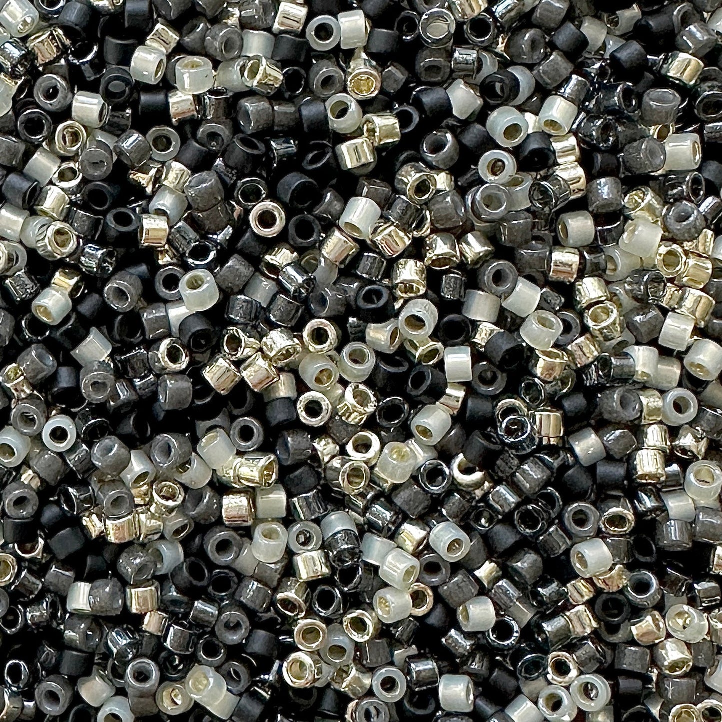 Hollywood 11/0 Miyuki Delica Bead Mix - The Bead Mix