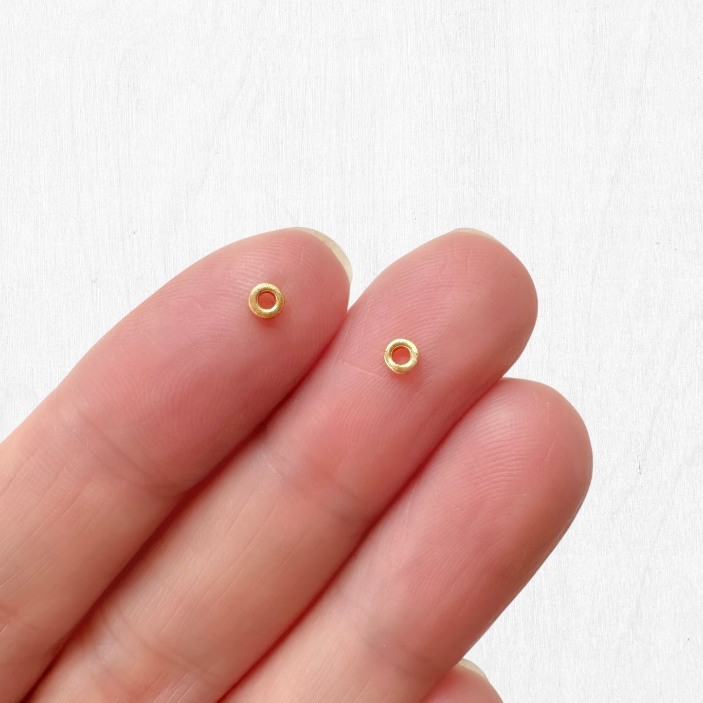Miyuki SPR3 4202: Duracoat Galvanized Gold Spacer Beads - The Bead Mix