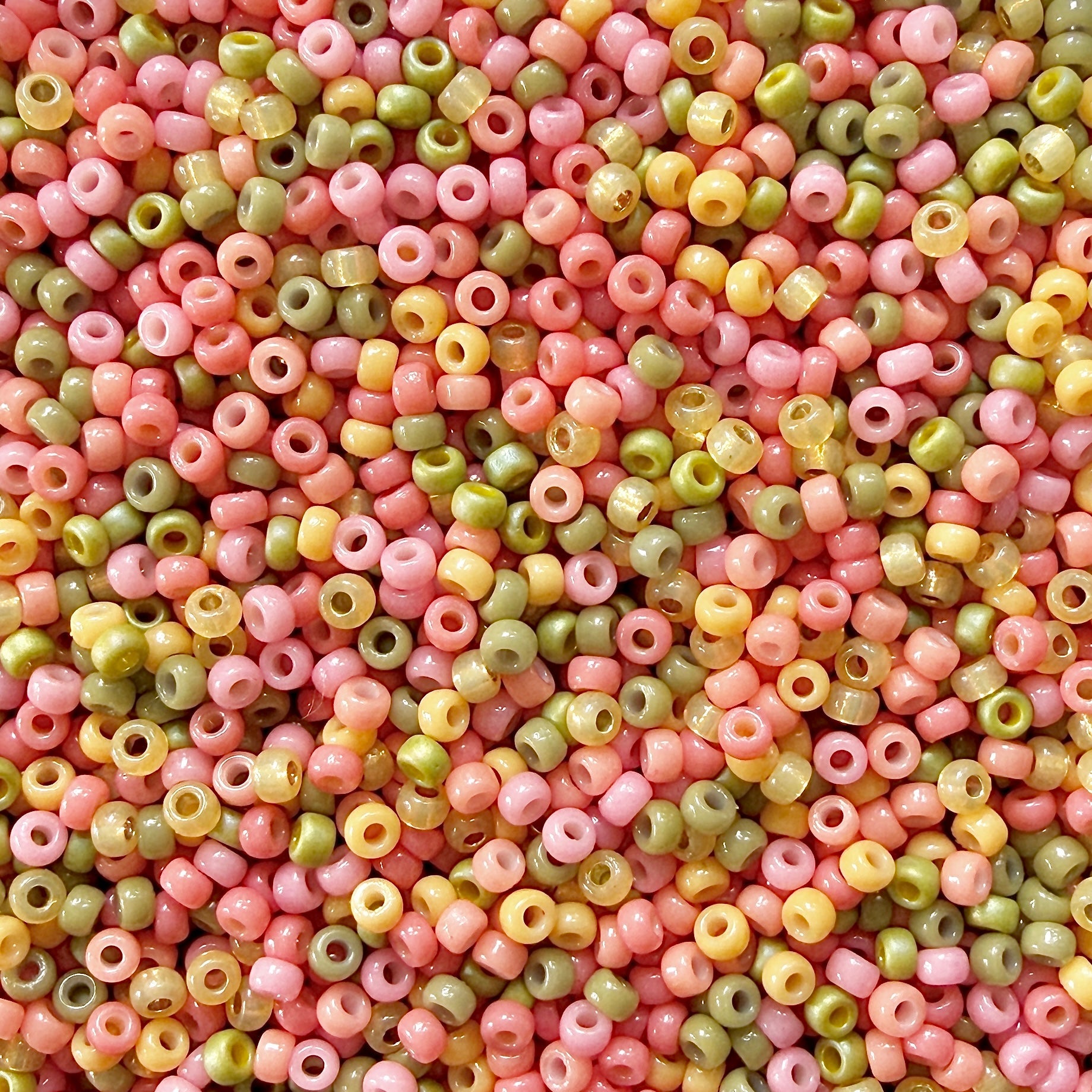 Peach Parfait 11/0 Miyuki Seed Bead Mix - The Bead Mix