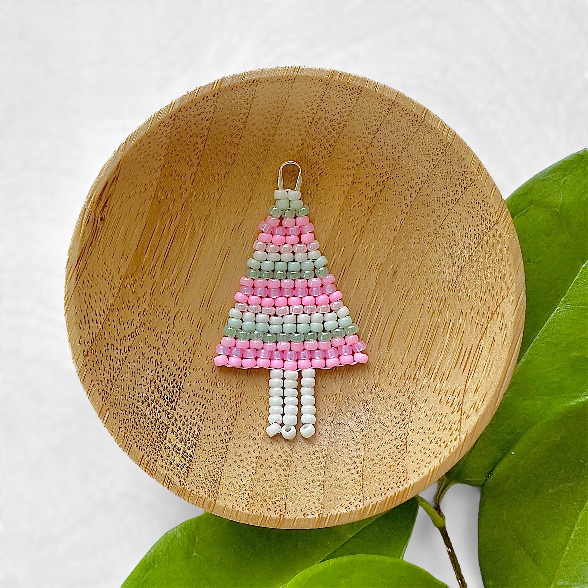 Pink Christmas 11/0 Miyuki Seed Bead Mix - The Bead Mix