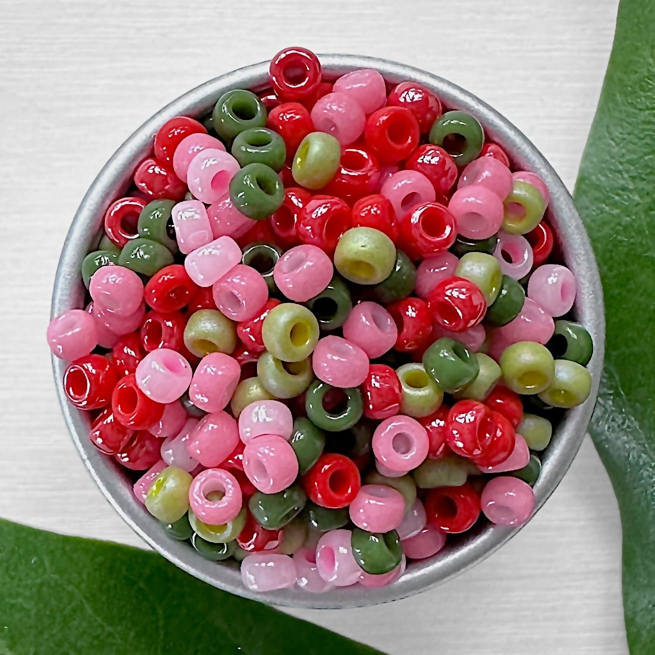 Strawberry 11/0 Miyuki Seed Bead Mix - The Bead Mix