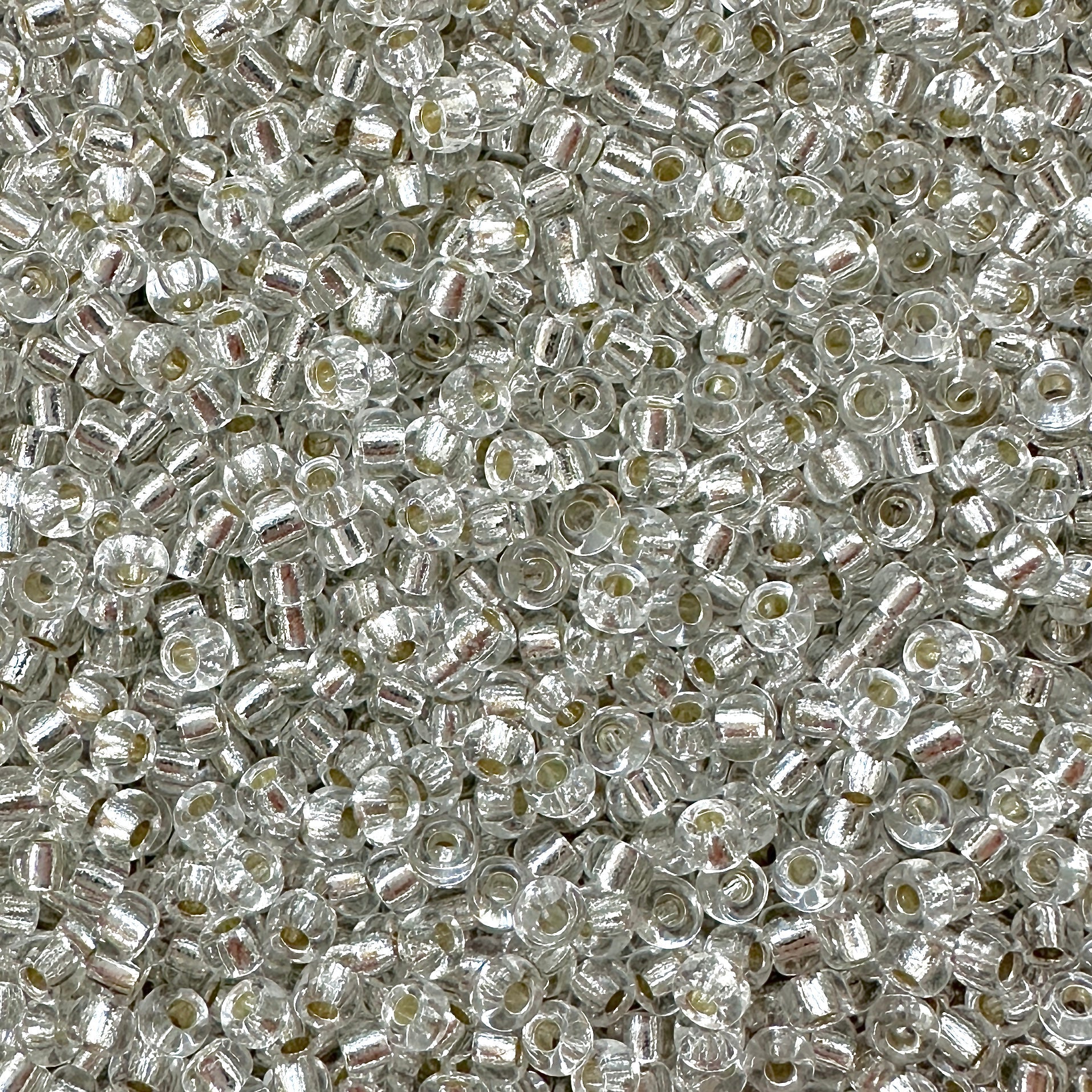 11-1: Silver-Lined Crystal Miyuki 11/0 Seed Beads - The Bead Mix