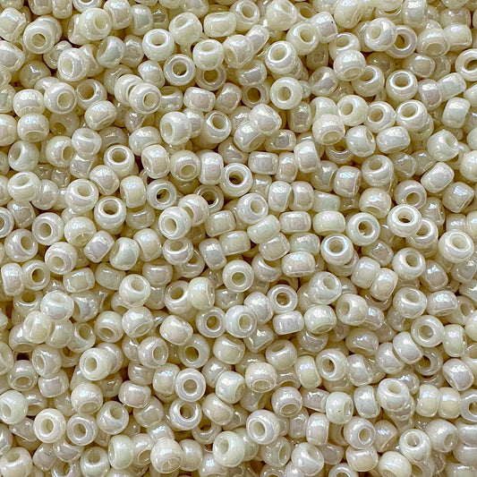 11-486: Ivory Pearl Ceylon AB Miyuki 11/0 Seed Beads - The Bead Mix