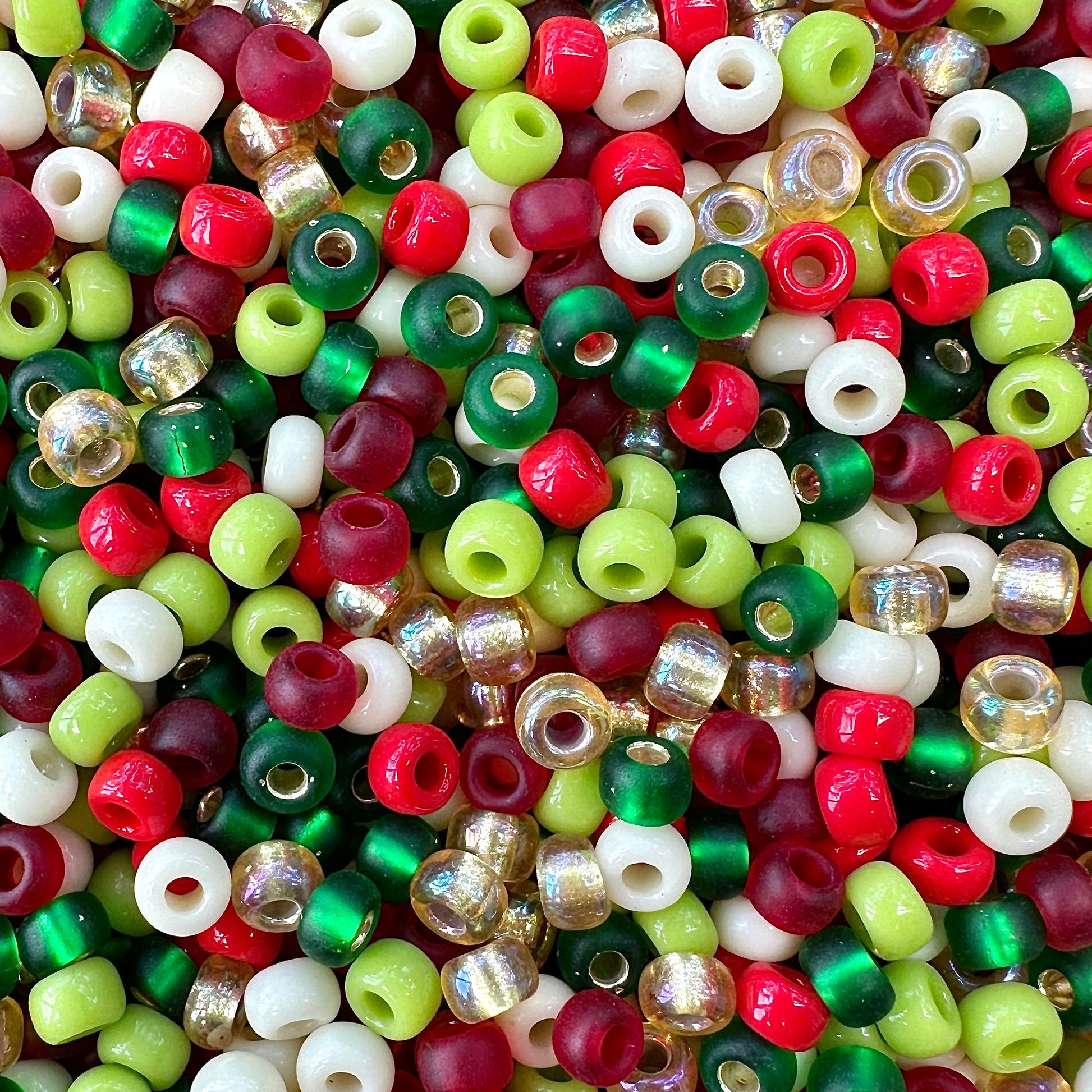 Christmas 6/0 Miyuki Seed Bead Mix - The Bead Mix