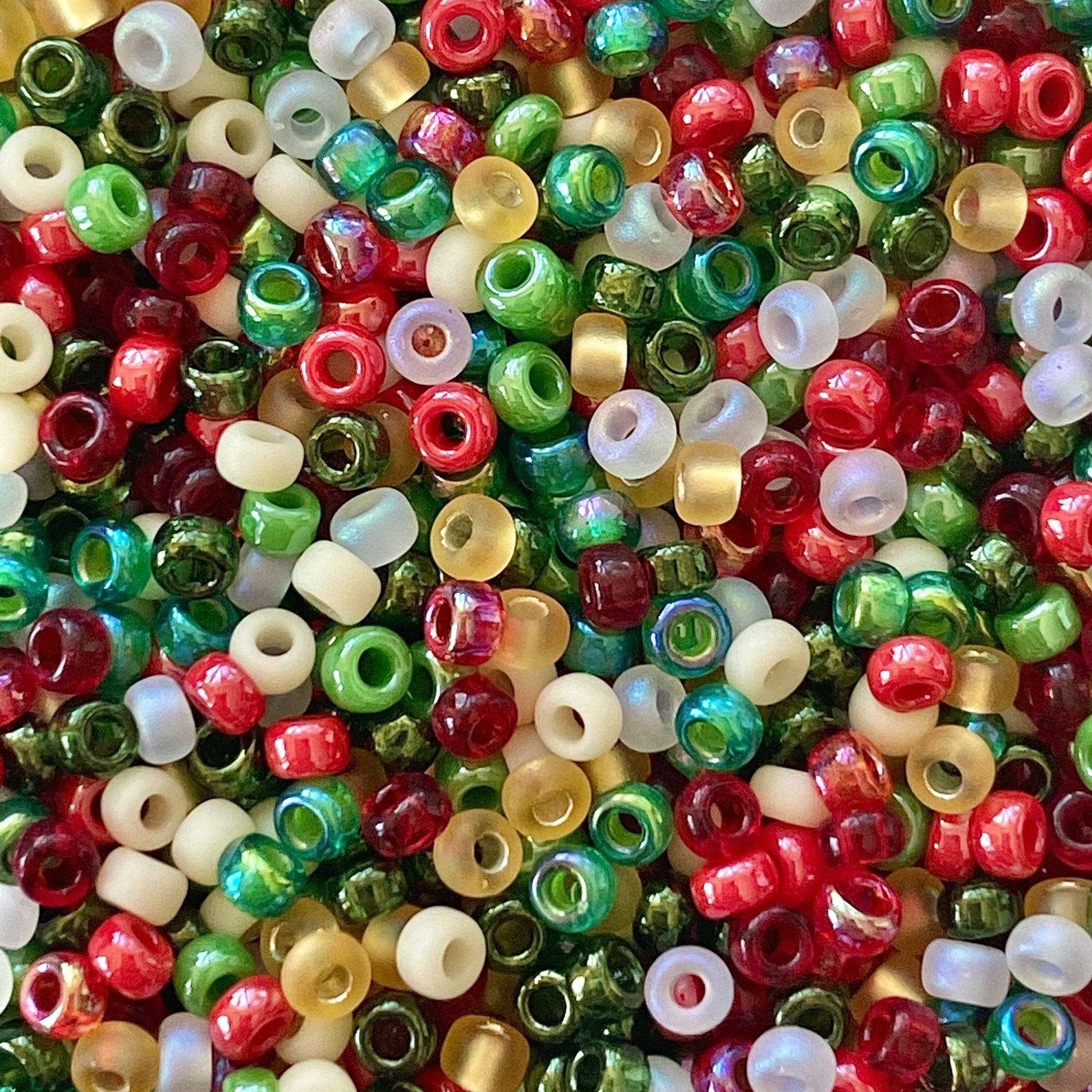 Vintage Christmas 11/0 Miyuki Seed Bead Mix - The Bead Mix